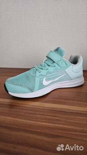 Кроссовки для девочки Nike 33