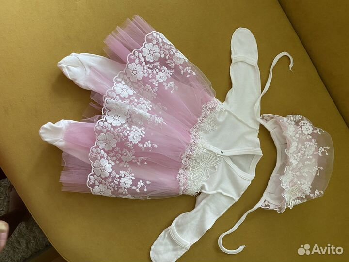 Костюм на выписку для девочки