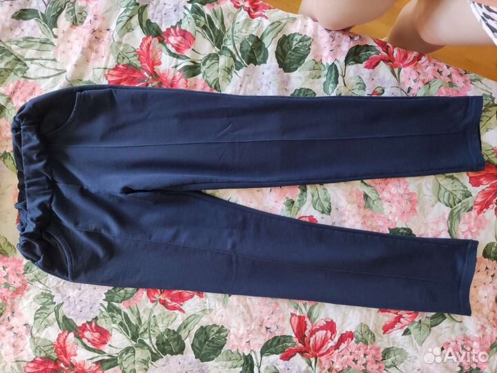 Комплект:безрукавка и брюки, р. 152