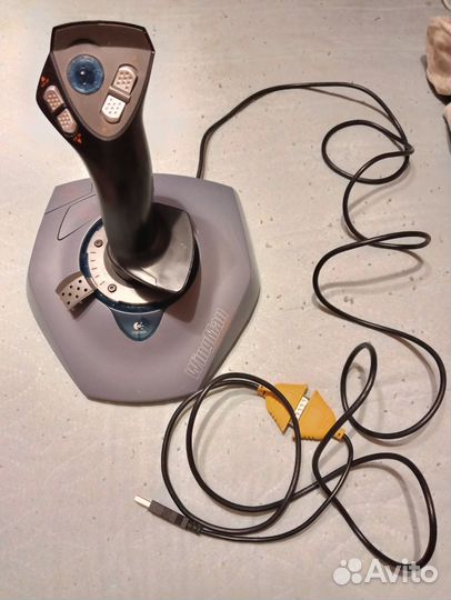 Джойстик logitech