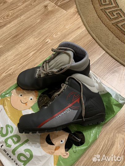 Беговые лыжи Rossignol