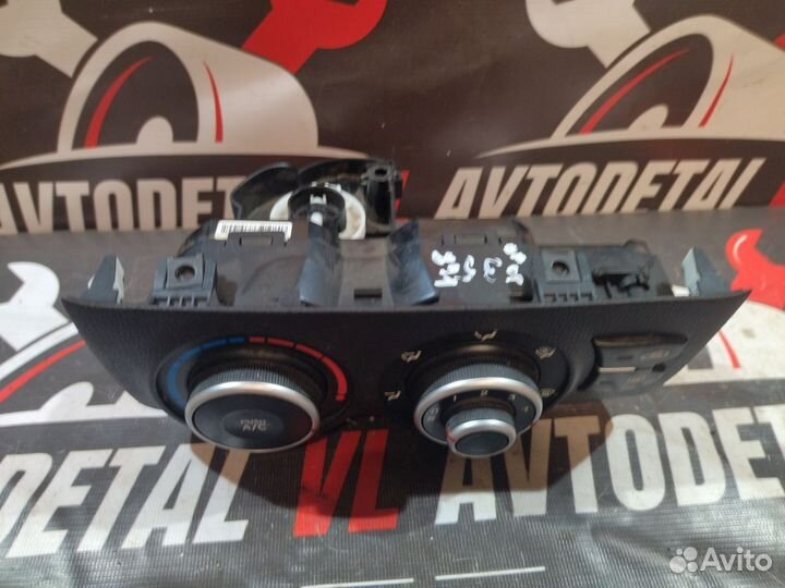 Блок управления печкой Kia Rio 3