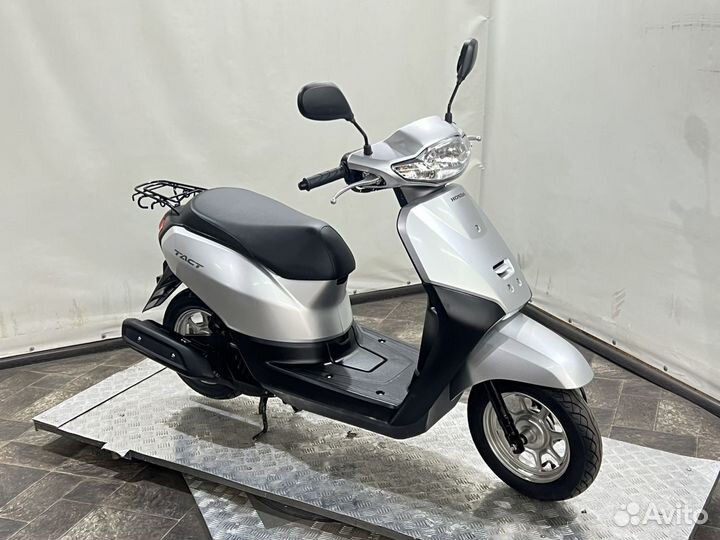 Скутер Honda Tact AF-79 2018г.в