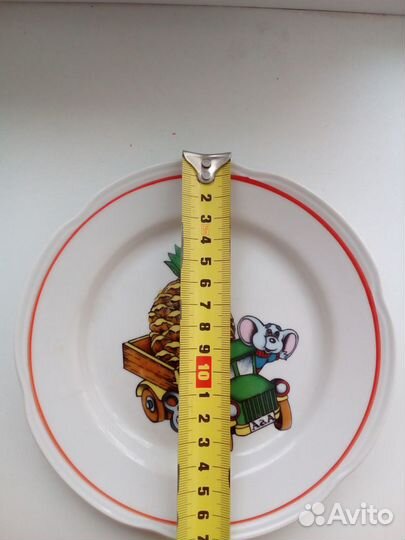 Тарелка. Тарелка детская СССР Машина.Ананас