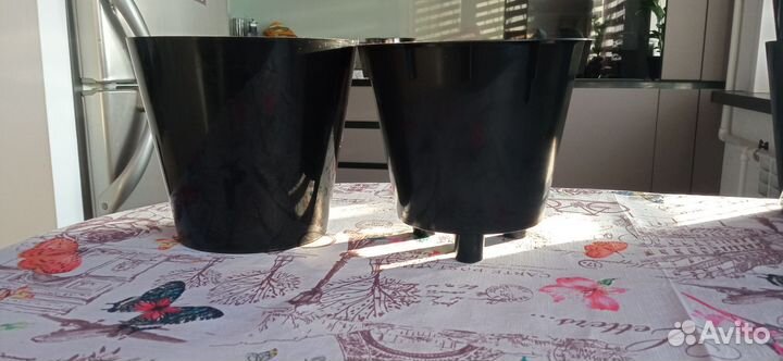 Горшок пластик новый