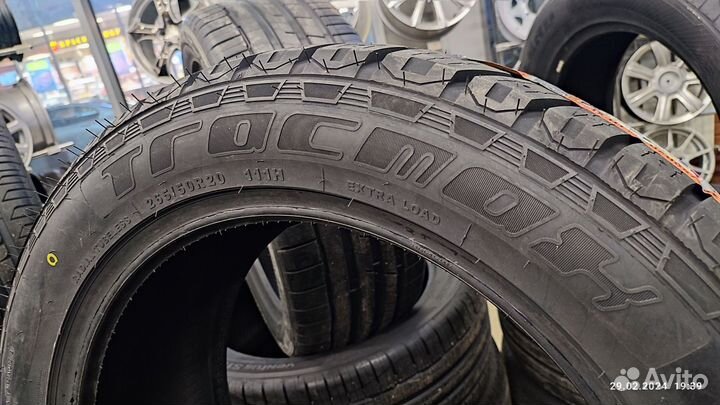 Tracmax X-Privilo AT08 265/65 R17 112T