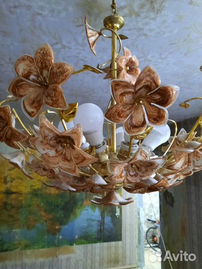 Люстра потолочная цветы