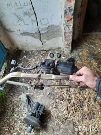 Моторчик дворников сааб 9000 с трапецией