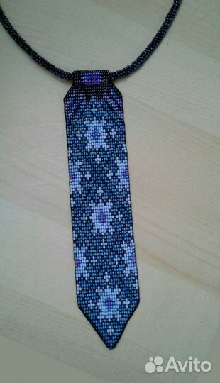 Галстук из бисера