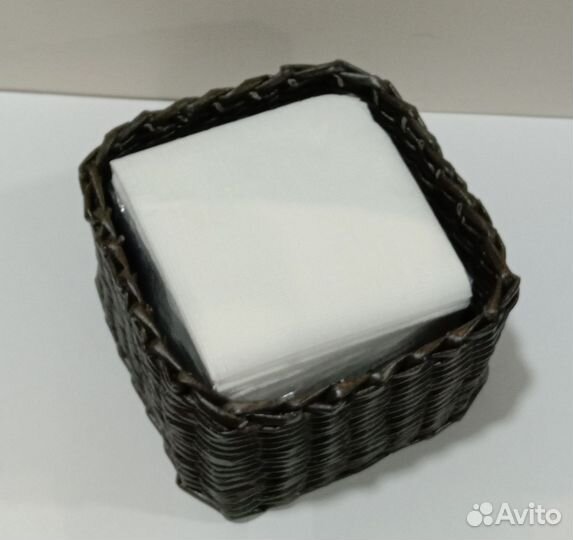 Корзина из газетной лозы