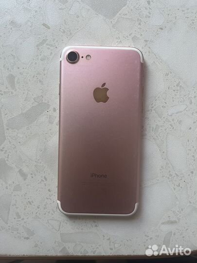 iPhone 7, 32 ГБ
