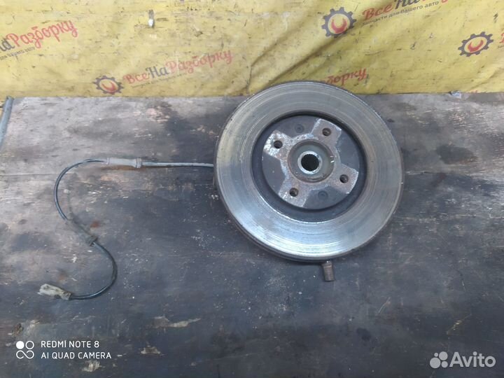 Кулак поворотный правый Peugeot 307