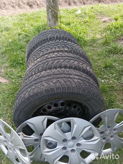 Bridgestone Ice Cruiser 7000 215/65 R16 98T