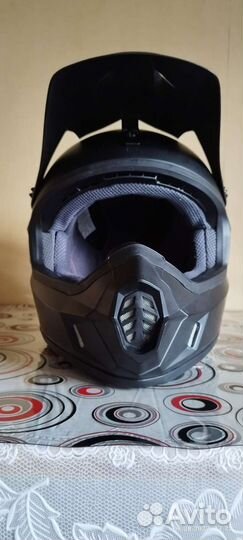 Шлем мотокроссовый