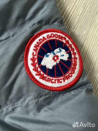 Микро пуховик canada goose