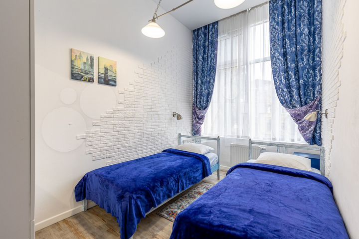 2-к. квартира, 60 м², 2/18 эт.