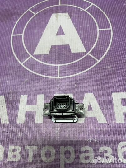 Кнопка открывания багажника Honda Accord 8 CU1