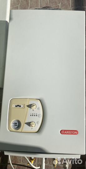 Газовый котел двухконтурный аристон б/у
