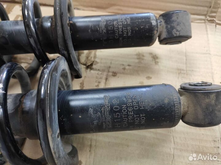 Комплект стоек с пружинами