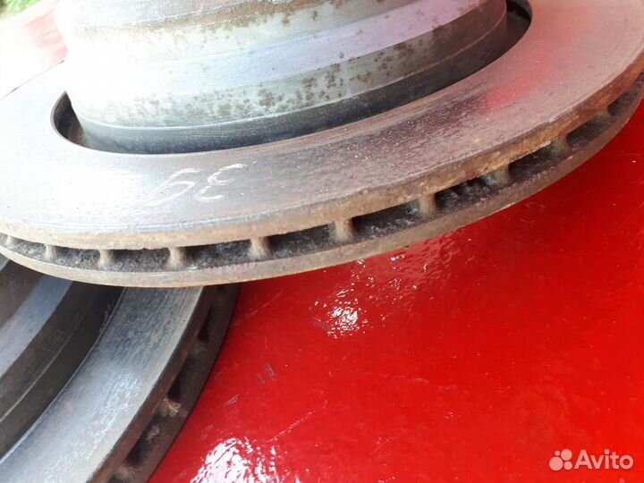 Бмв 528 530 Е39 диски тормозные Задние Вентиляторы