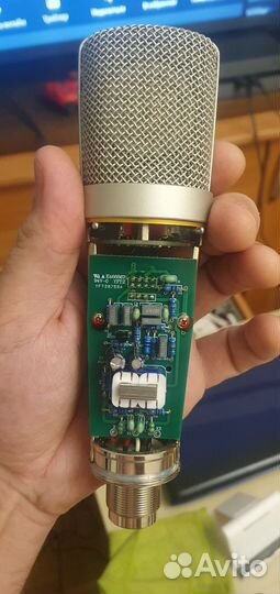 Студийный микрофон Neumann u87