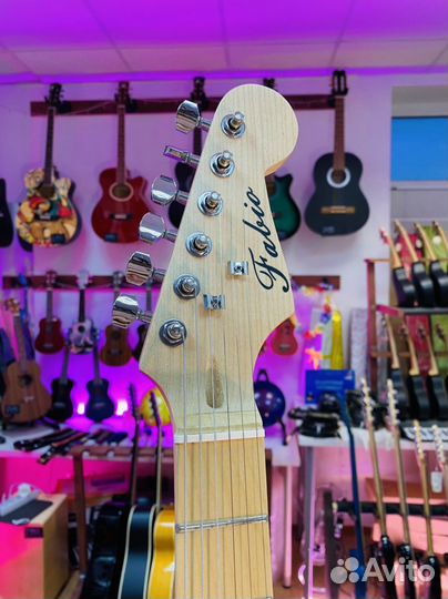 Электрогитара Fabio Новая