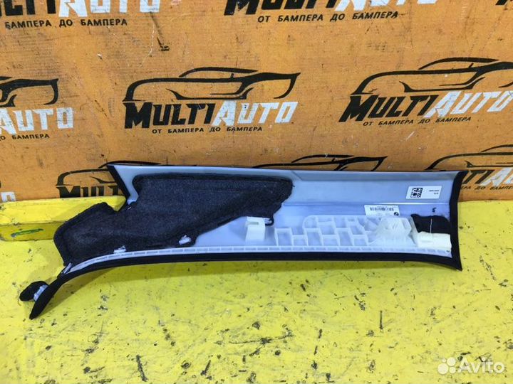 Обшивка стойки передняя правая Bmw 8 Series G15
