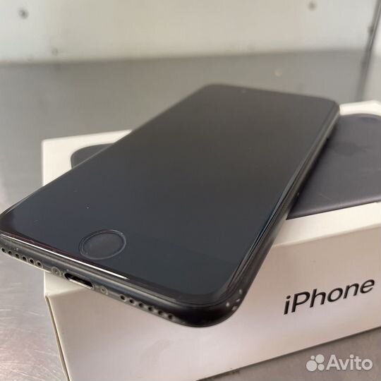 iPhone 7, 32 ГБ