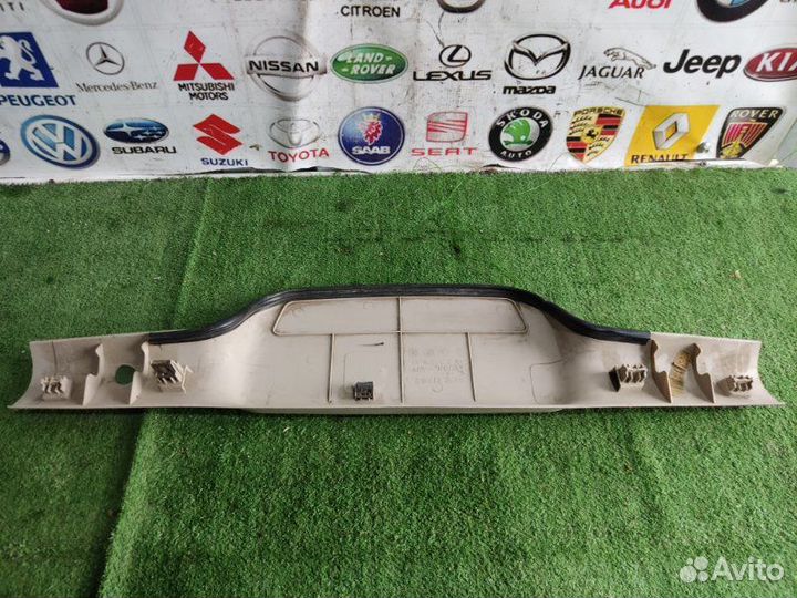 Обшивка крышки багажника Chrysler Pt Cruiser I