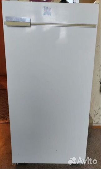 Холодильник Бирюса