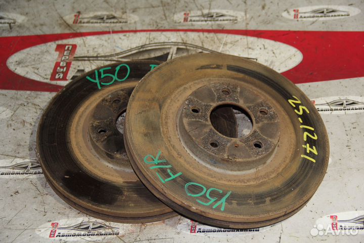 Тормозной диск перед c Nissan Fuga Y50 VQ25DE