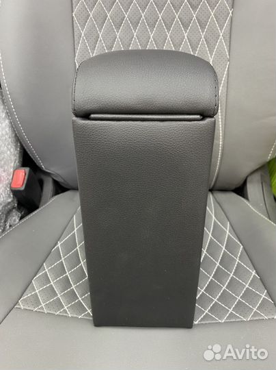 Подлокотник на LADA Granta