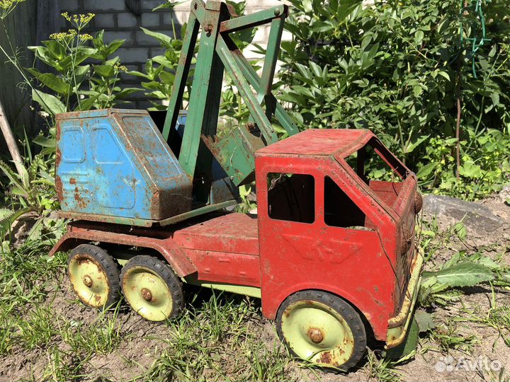 Игрушка экскаватор СССР