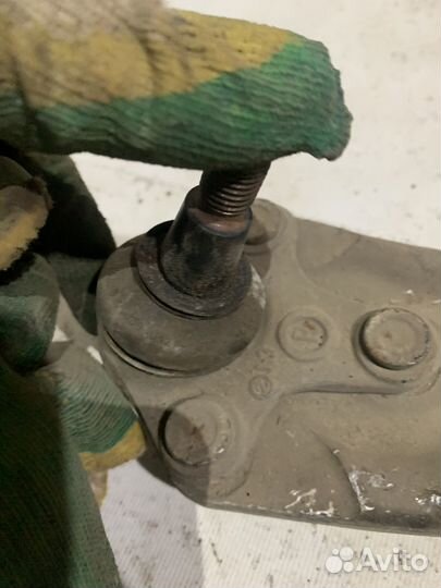 Рычаг передний правый Volkswagen Passat B6 3c0153d