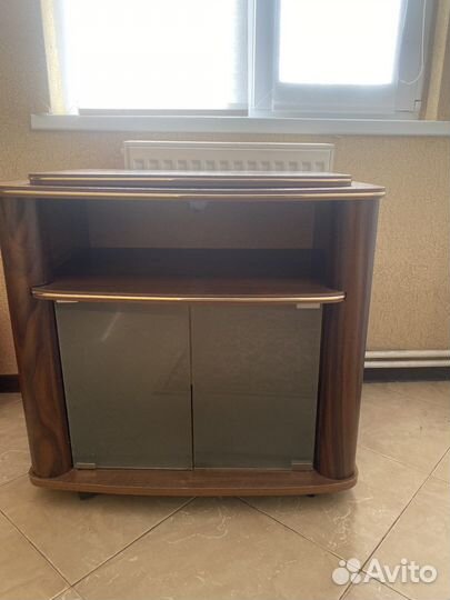 Тумба под телевизор