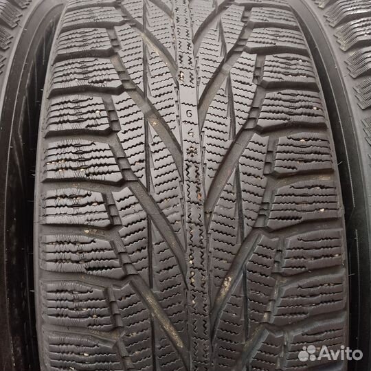 Nokian Tyres Hakkapeliitta R2 SUV 215/65 R16 102R