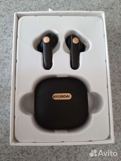 Гарнитура Hyundai HE-P300