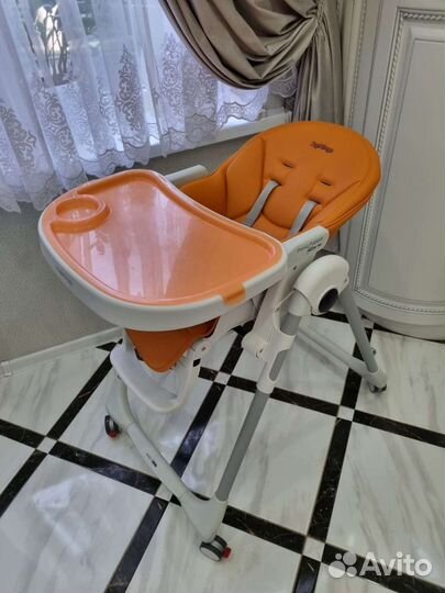 Стульчик для кормления peg perego