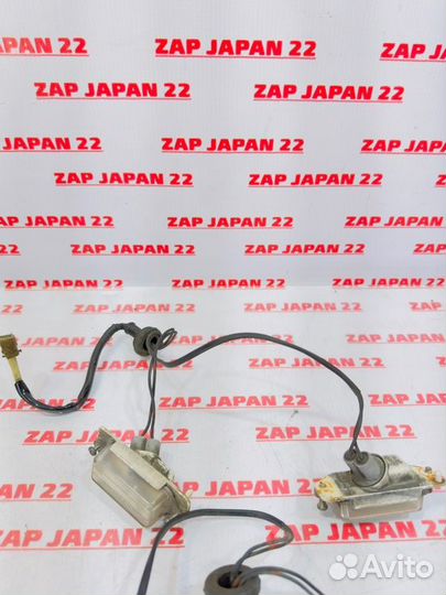 Подсветка номера задняя Mitsubishi Pajero Sport