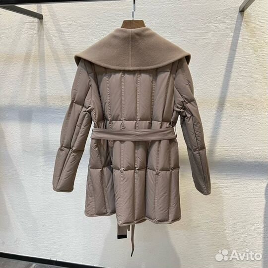 Пальто женское Loro Piana