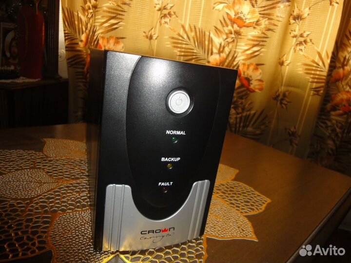 Источник Бесперебойного питанья ибп crown CMU-1200