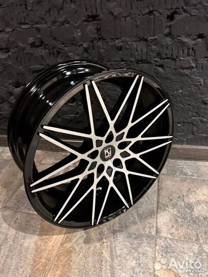 Новые разноширокие литые диски R19 5x108