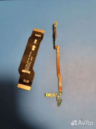 Шлейф Samsung Fold