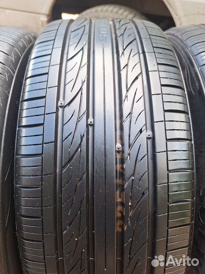 Kumho Solus XC KU26 235/45 R18 94V