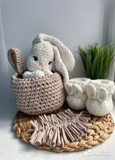 Подвесная корзина на кроватку