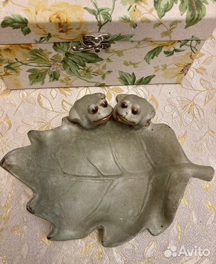 Блюдо Лягушки