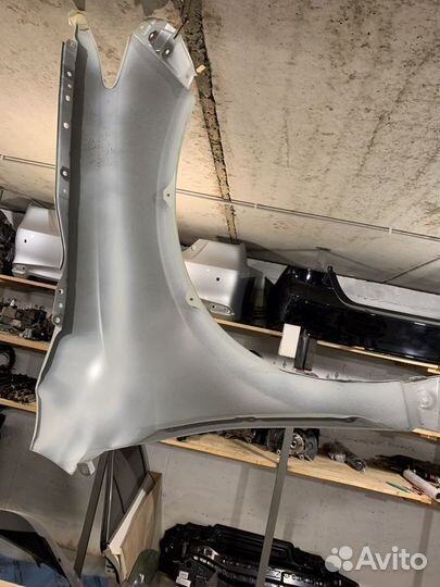 Камри 50 крыло левое