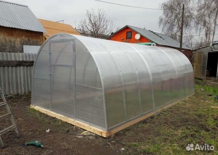 Теплица из поликарбоната