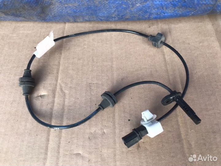 Датчик abs задний левый Honda Pilot YF6 J35Y6 2018