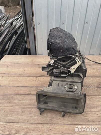 Корпус печки Mitsubishi Lancer 1.6